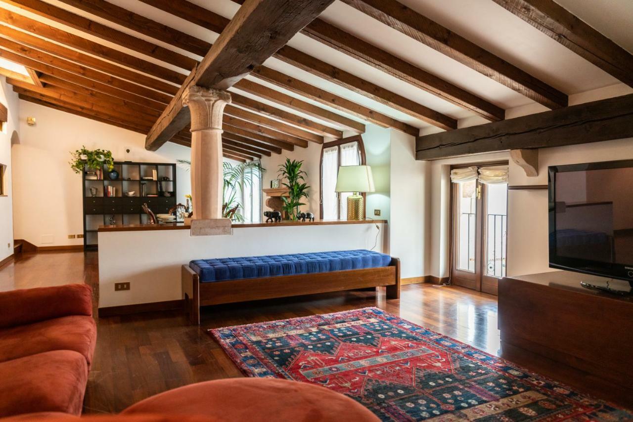 Domus Verona - Magnifiche Residenze San Fermo Εξωτερικό φωτογραφία